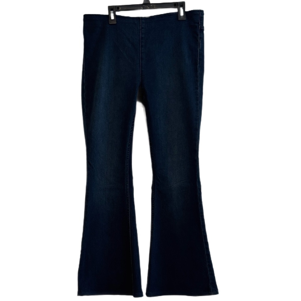 VGUC⭐️ We The Free / Free People Flare Bell Bottom Navy Denim Jean Size 29